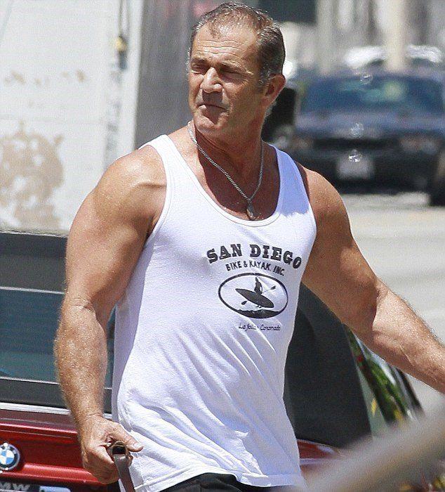 Naked mel gibson Mel Gibson's
