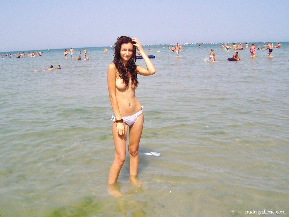 Nudist Beach Babes In Europe - Nudist nudism beach girls . 26 New Sex Pics.