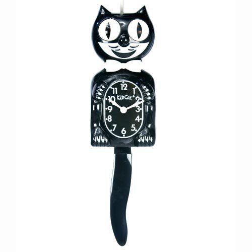 Cat clock round with swinging body