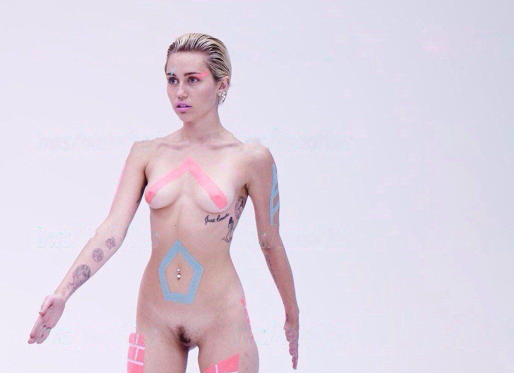 Miley cyrus completely nude uncensored