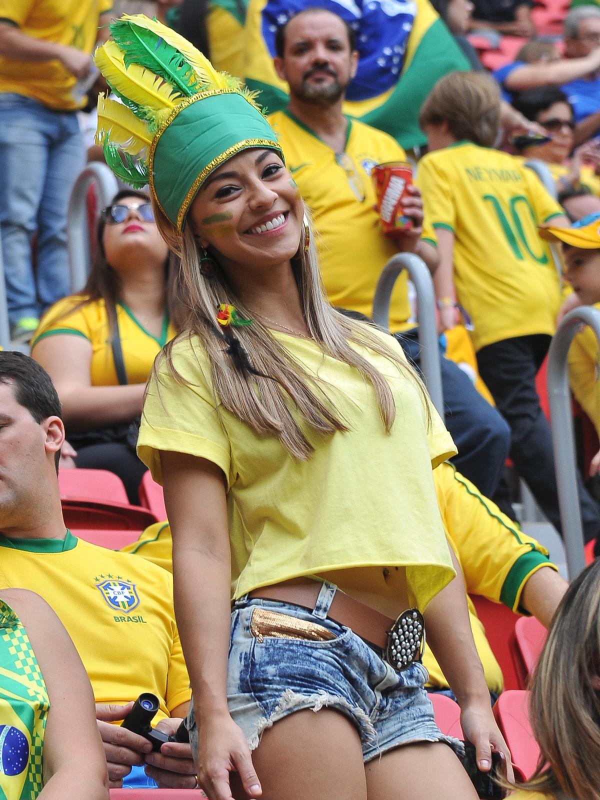 Starfire reccomend Brazilian fan naked soccer