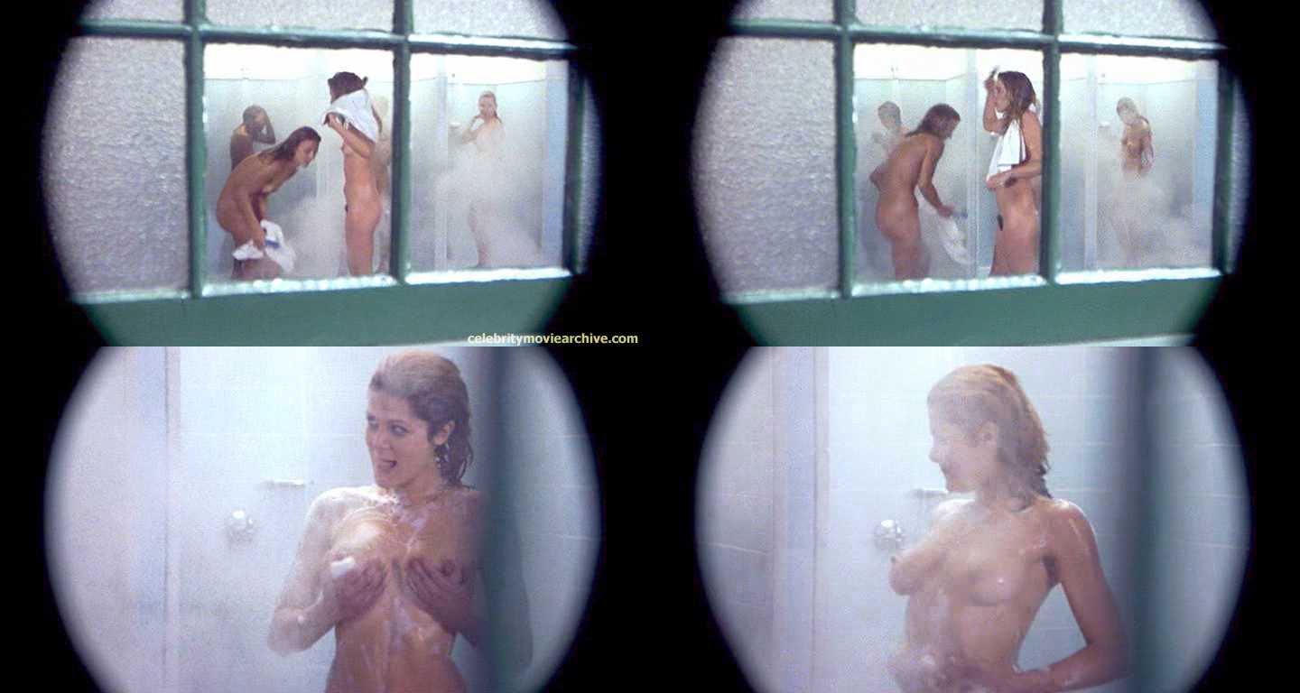 Nude shower mpeg  Foto