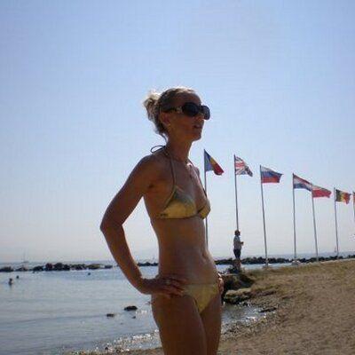 Fox reccomend Samantha kate bikini